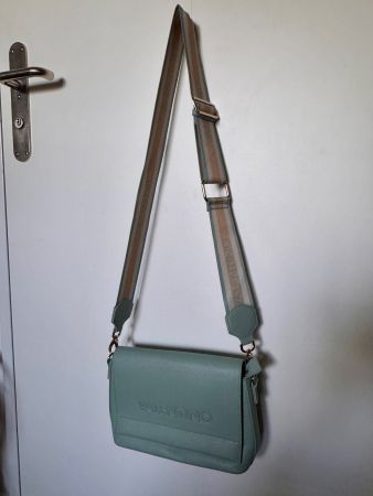 Neue Handtasche Tasche Valentino türkis hellblau