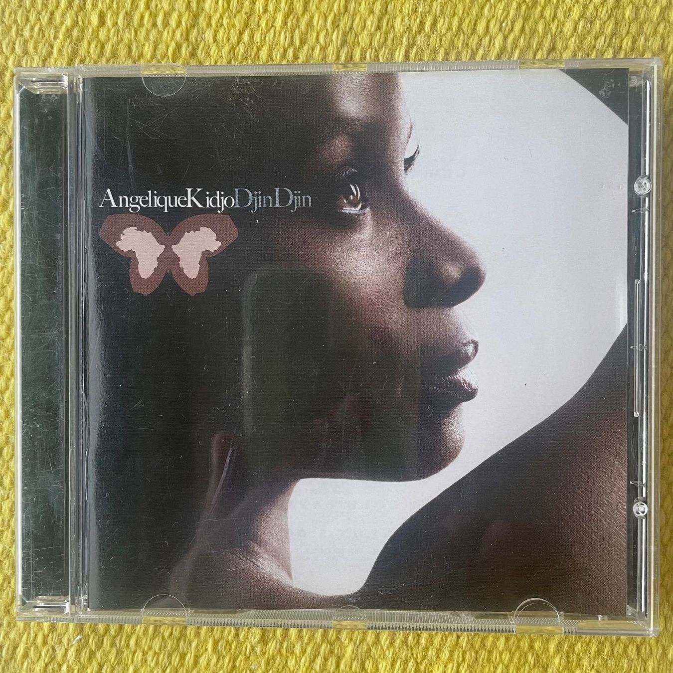 CD: ANGELIQUE KIDJO-DJIN DJIN – Usato da Rorschacherberg venduto da CD-Roli