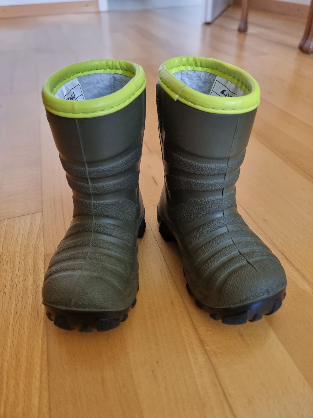 Viking Scarpe per ragazzi: Viking Winterstiefel Gr. 22 – Usato da Bern venduto da ali_prv7