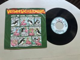 ERSTE ALLGEMEINE VERUNSICHERUNG EDV tolle Singles Küss die