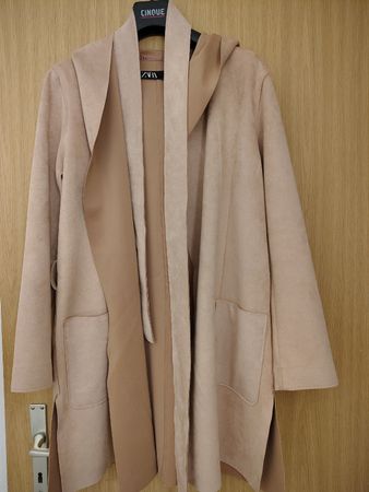 Zara Mantel mit Kapuze, Rosa, Grösse M, Neuwertig