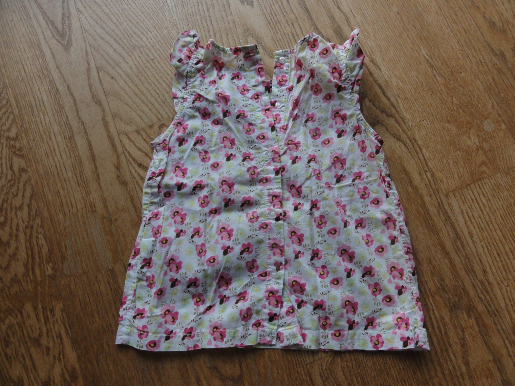 H&M Camicette, T-shirt & Top: Blumentop Gr. 110 – Usato da Riedholz venduto da Taweva 3