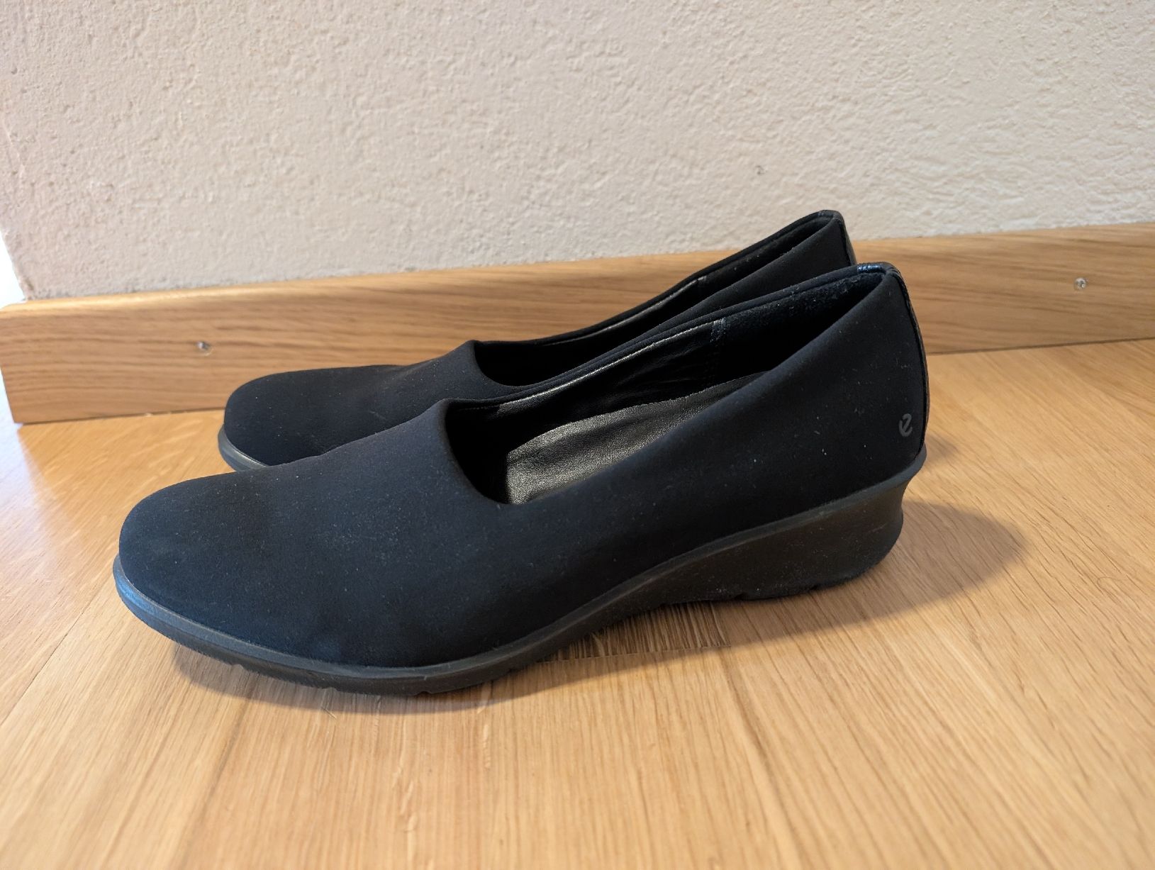 Ecco Scarpe da donna: Ecco Ballerina, Loafer, 38, schwarz – Nuovo (secondo la descrizione) da Adliswil venduto da lap_zmh5 2