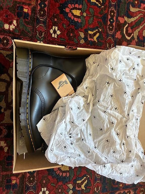 Scarpe da uomo: Dr. Martens 1460 – Usato da Basel venduto da vogel4051 1