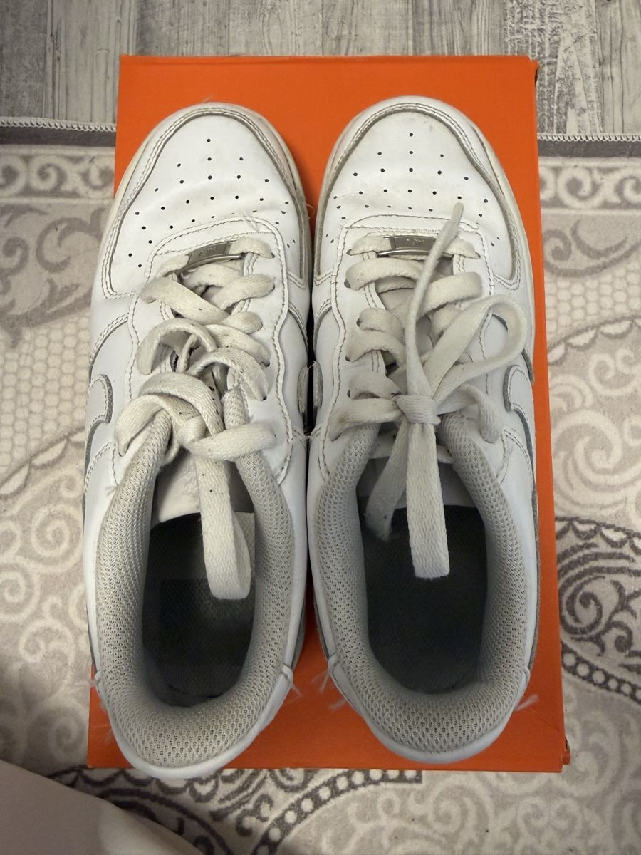 Nike Scarpe da uomo: Nike Air Force 1, Weiss, Kinder Gr. 38 – Usato da Liebefeld venduto da im23ph 3