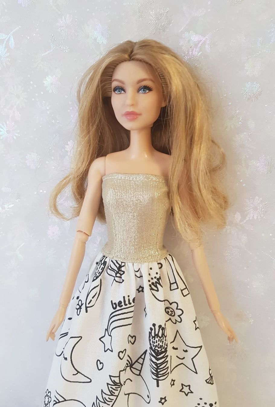 Bambole: Barbie Kleid zum anmalen – Nuovo (secondo la descrizione) da Lachen SZ venduto da Sakura4hime 3