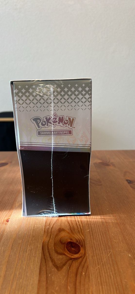 Pokémon Sammelbilder & Trading cards: Etb Prismatische Entwichlungen – Neu und originalverpackt aus Zürich von val_g2mf 2