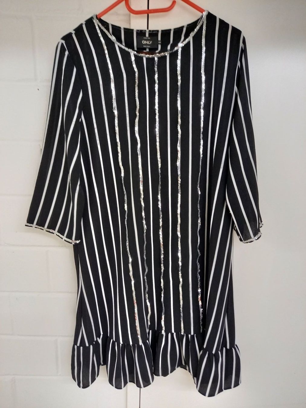 Costumi: FASNACHTKLEID – Usato da Uster venduto da flocke1