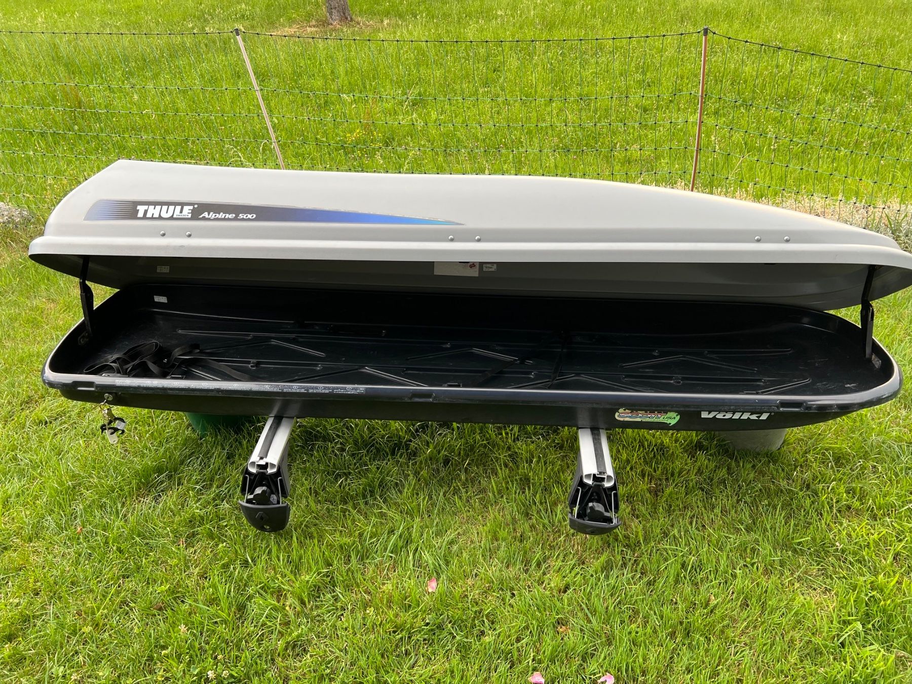 Thule Coffres de toit: Dachbox Thule plus 2 Träger (Original Renault) – D'occasion à Winterthur par Ingoldt 7