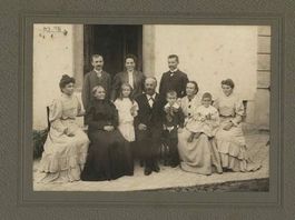 Ancienne Photo Grande Famille Neuchâtel