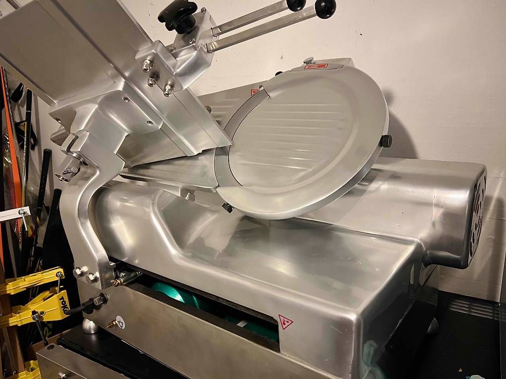 Elettrodomestici da cucina: Aufschnittmaschine Gastro – Usato da Binningen venduto da vkobasel 1