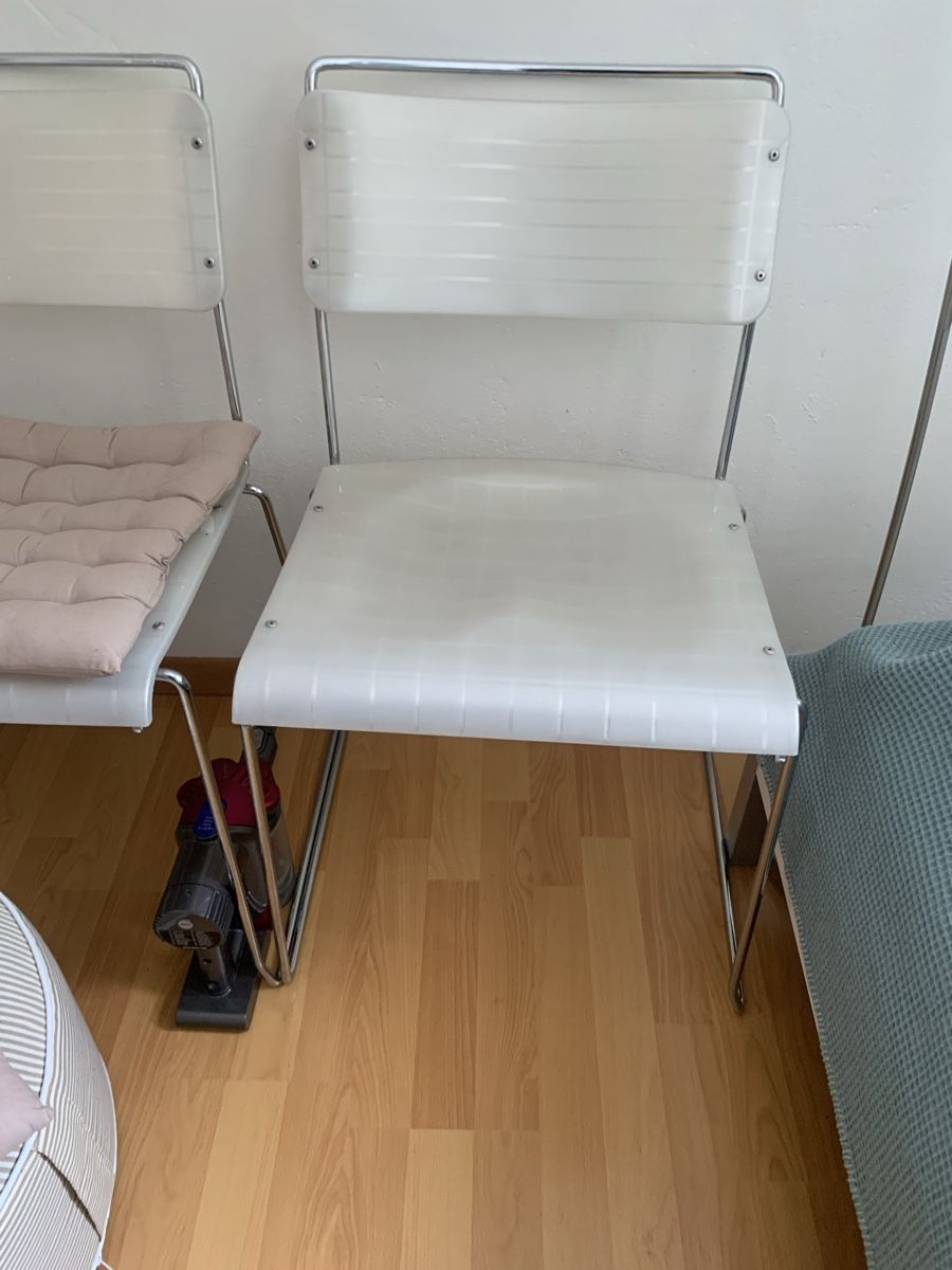 Pfister Stühle: 2 Stühle – Neu (gemäss Beschreibung) aus Adliswil von nicciza