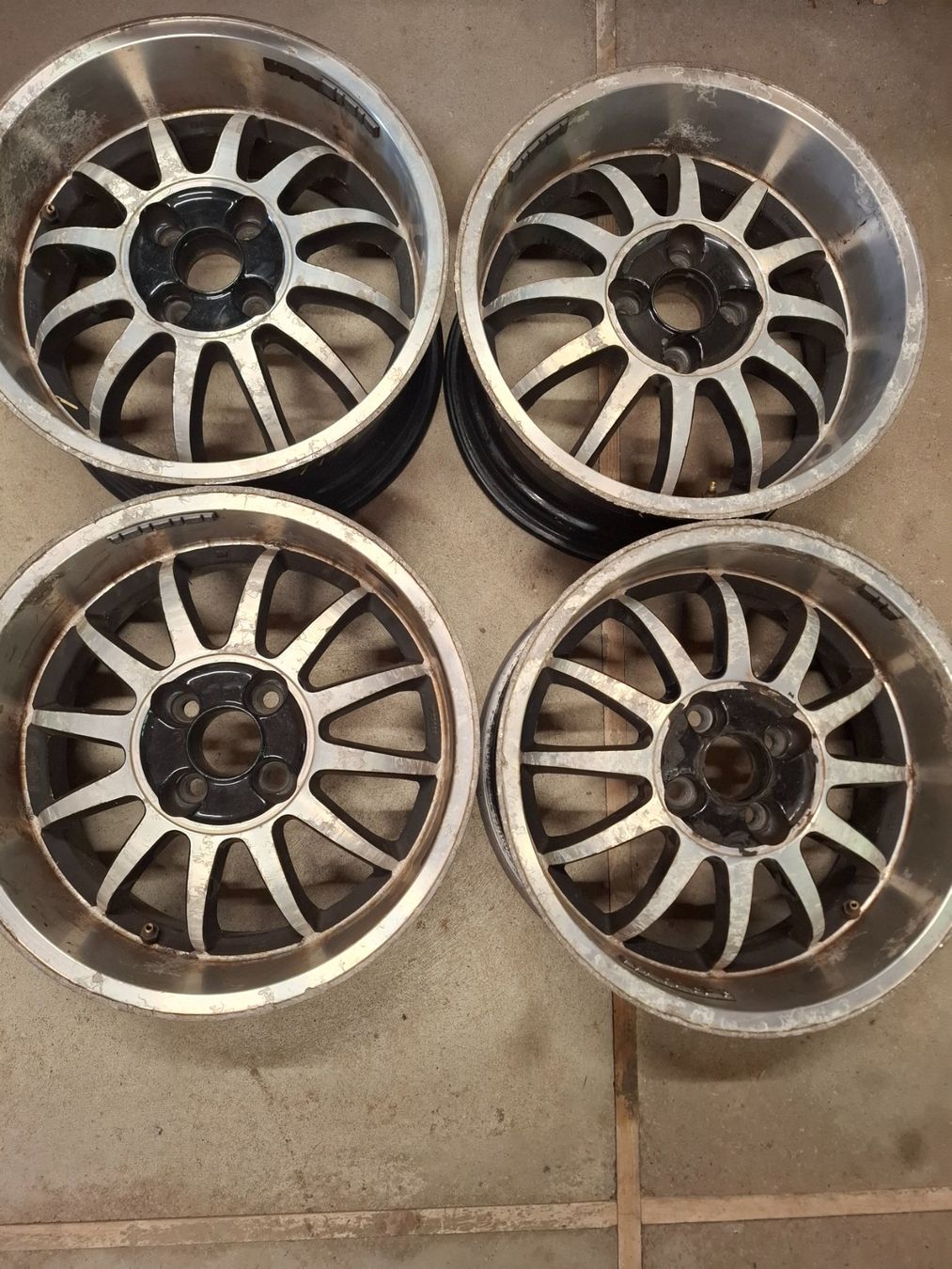 Cerchioni: RH Alufelgen – Usato da Uttigen venduto da fourstrokeforce