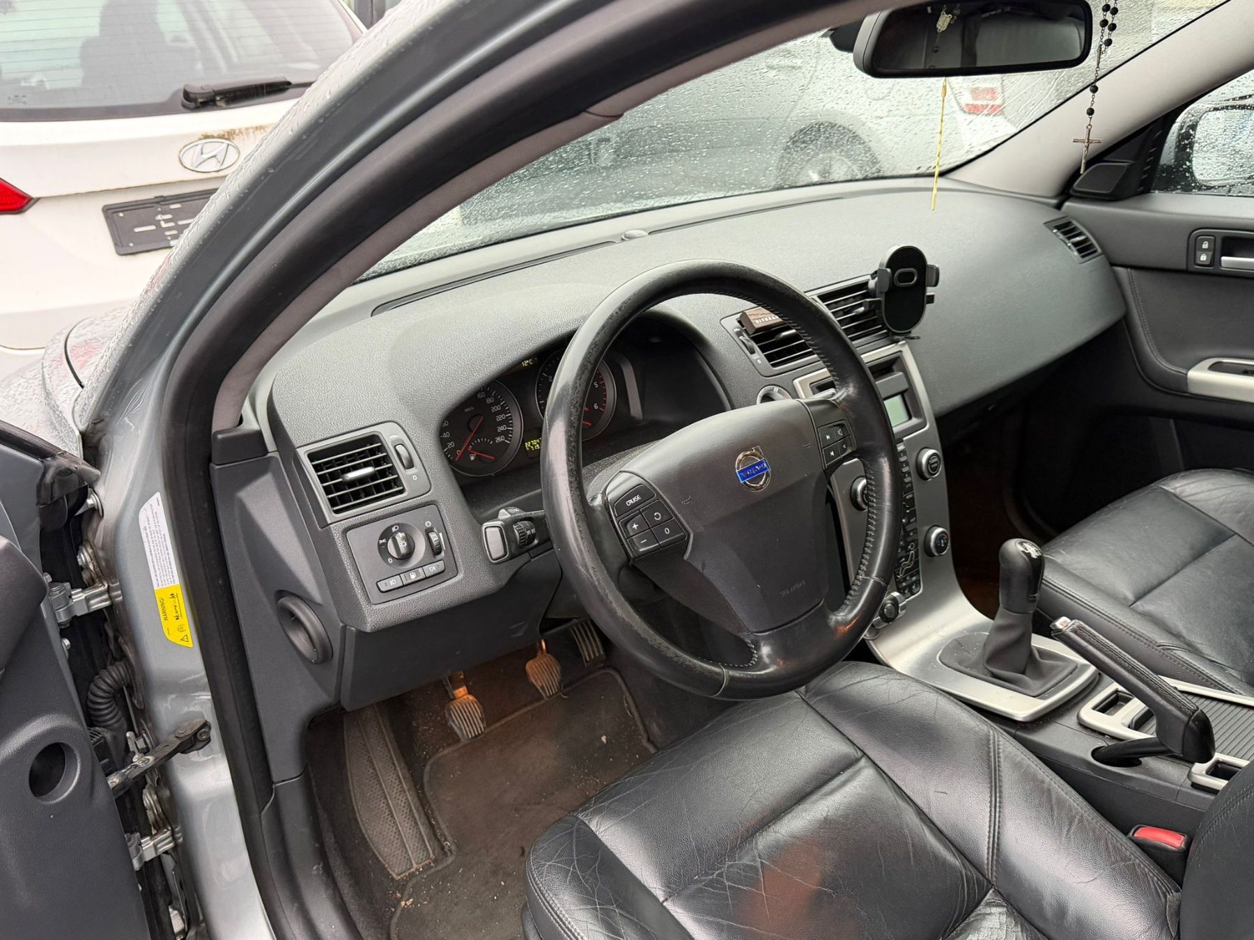 Volvo Autos: Volvo v50 – D'occasion à Vuisternens-en-Ogoz par Henriq 3