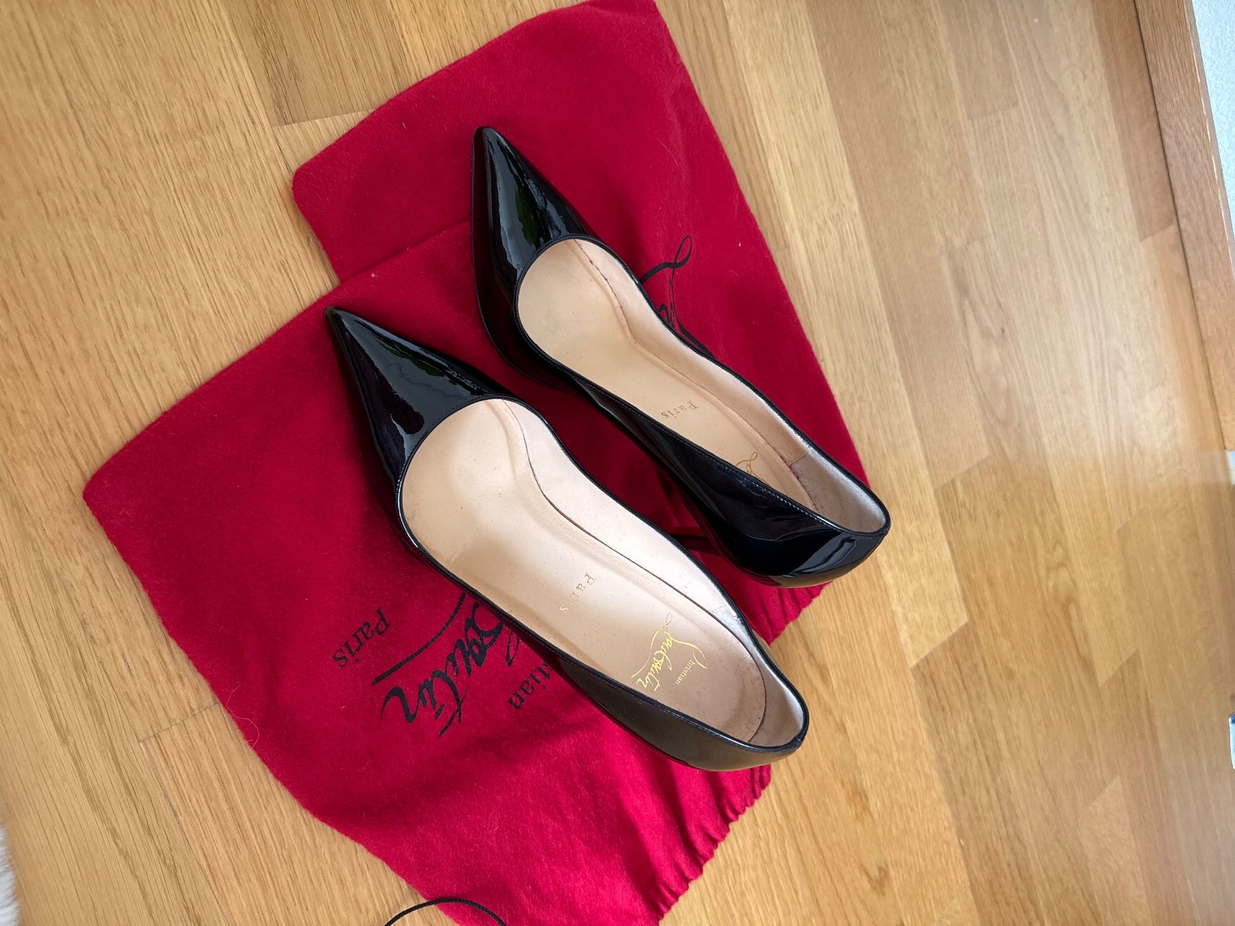 Christian Louboutin Scarpe da donna: Louboutin Pumps 39 – Usato da Wollerau venduto da Vinagoni