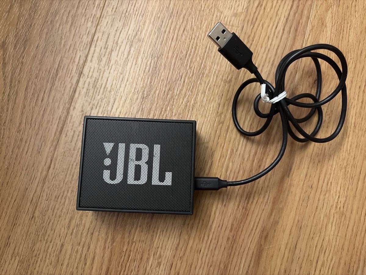 JBL Casse acustiche: Bluetooth Lautsprecher JBL Go schwarz gebraucht – Usato da Baar venduto da dieUhrenwerkstatt 2