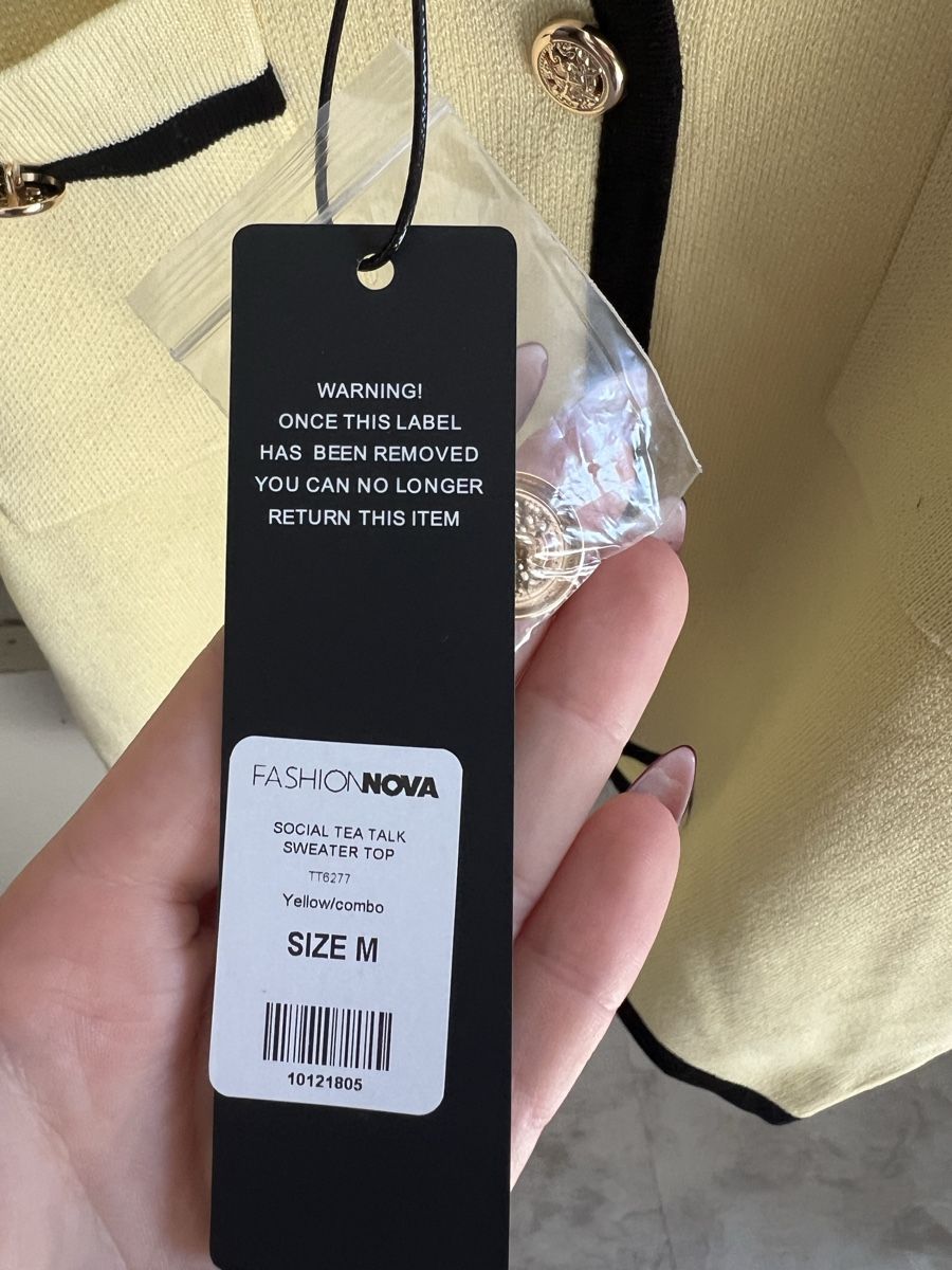 Tops: Fashion Nova Top  – Neu und originalverpackt aus Kirchberg BE von lea_kb6y 3
