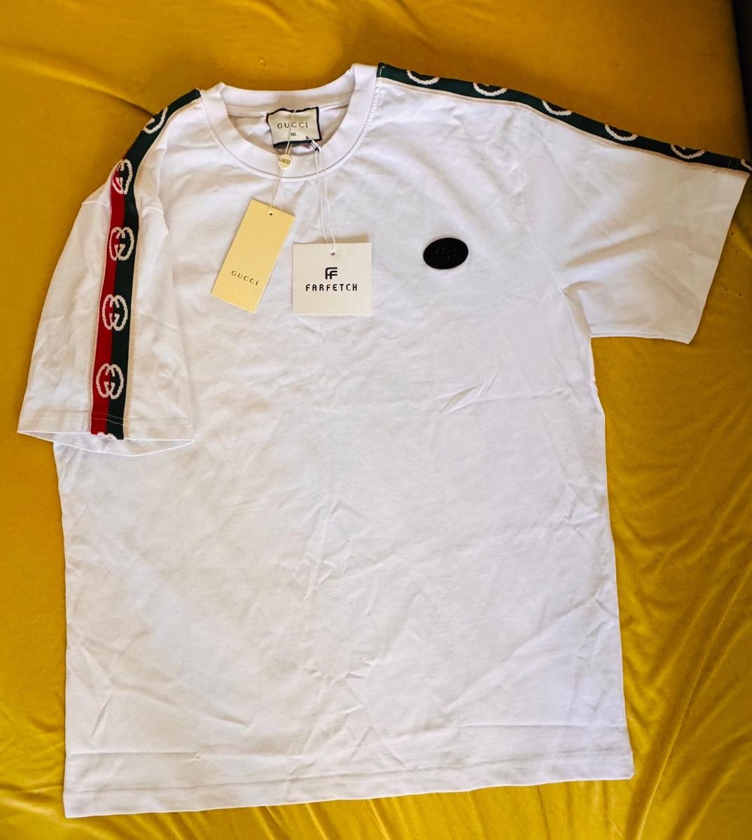 Gucci T-shirt: T-Shirt Gucci XXL – Nuovo e nell'imballaggio originale da Luzern venduto da Arbey_romero80