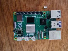 Raspberry Pi 5 16GB defekt (LAN, Lüfteranschluss), WLAN ok