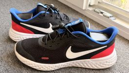  Nike Revolution 5 unisexe taille 40 