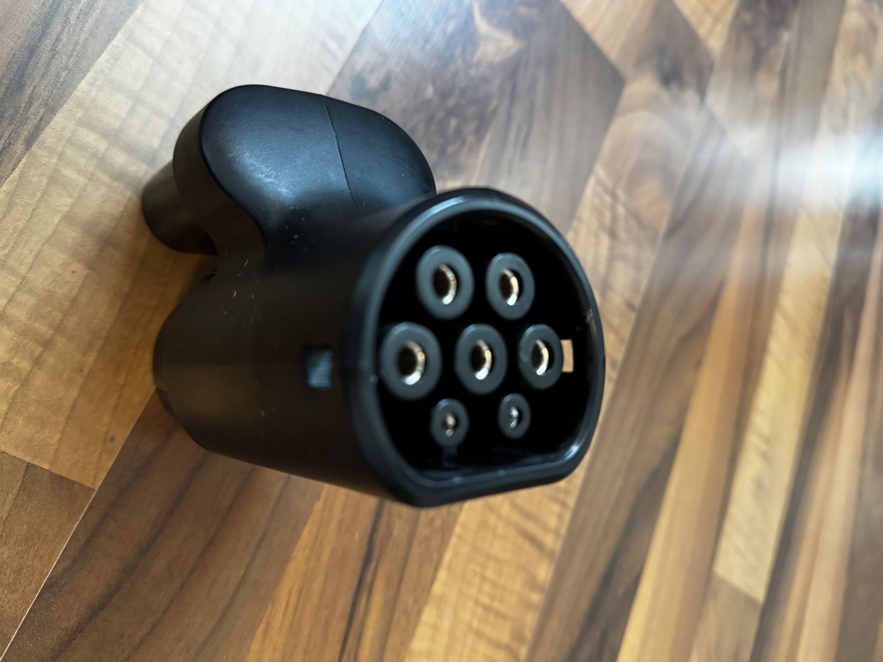 Unità & Adattatore: Tesla - CCS Combo 2 Adapter – Usato da Kilchberg ZH venduto da Elmo163 2
