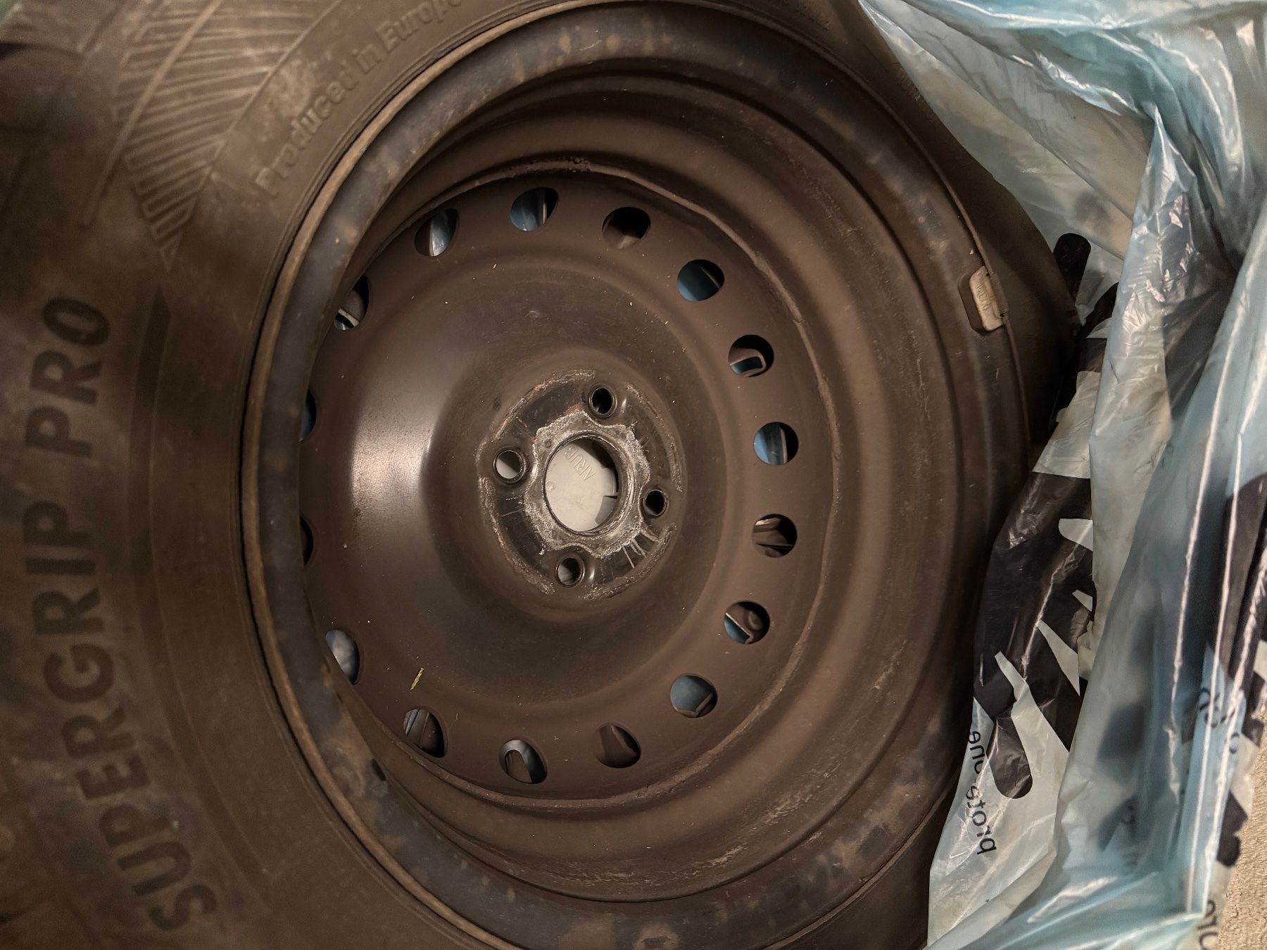 Tecar Pneus & Kompletträder: Radsatz - Esa+ Tecar 185/65 R15 – Gebraucht aus Steckborn von MemphisDepay 9