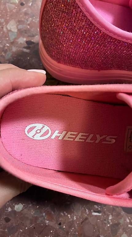 Pattini in linea & Pattini a rotelle: Heelys Rollschuhe 33 – Usato da Horgen venduto da ett_t5rh 4