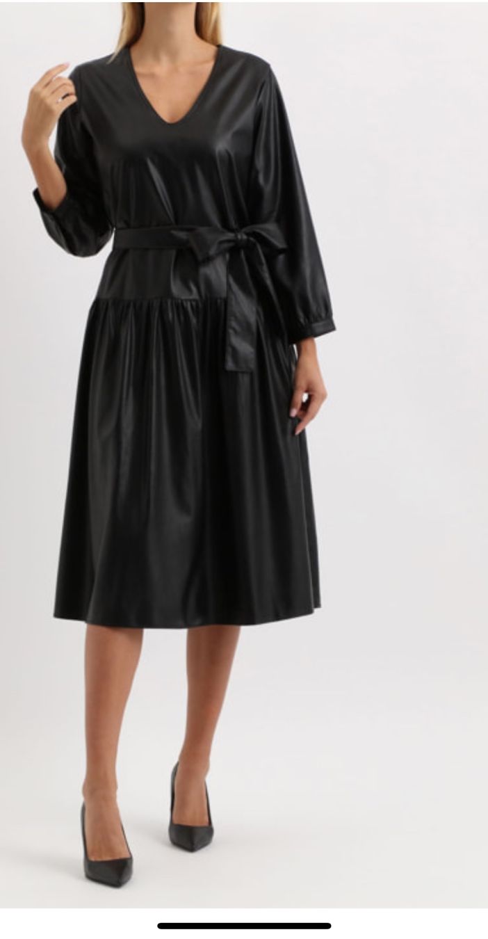 Twinset Vestiti: Robe Twinset – Nuovo (secondo la descrizione) da La Chaux-de-Fonds venduto da GabrielaKlein