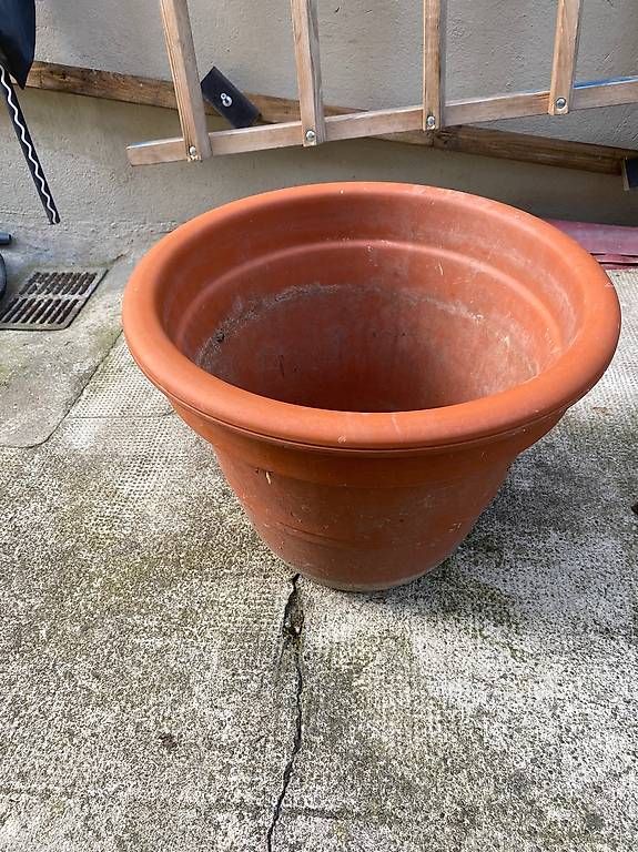 Pots de fleurs: Tontopf – D'occasion à Strengelbach par Luftschutzsoldat