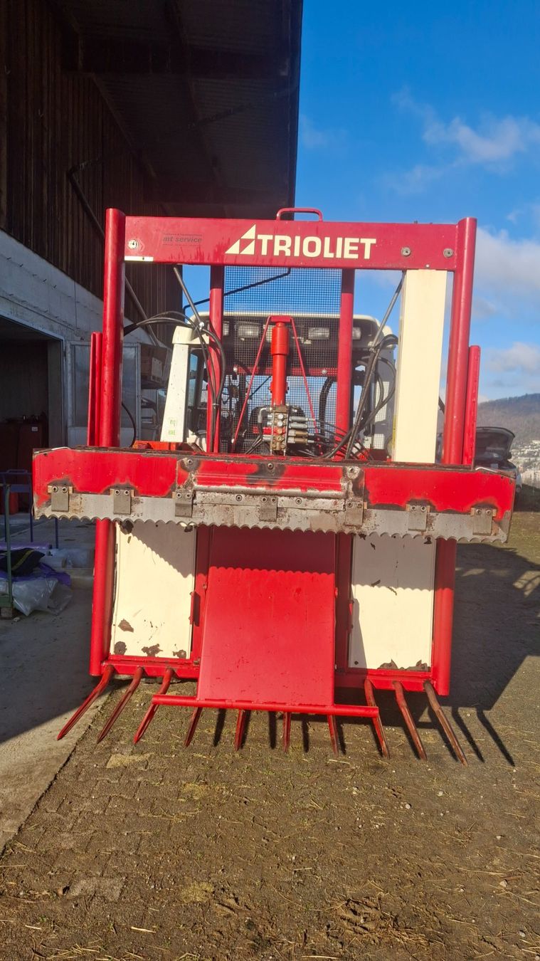 Trioliet Toutes les machines: Siloblockschneider, Trioliet, TU-145 – D'occasion à Lausen par YanicG