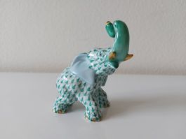 Herend  Hungary  Porzellan  Elefant  fishnet grün