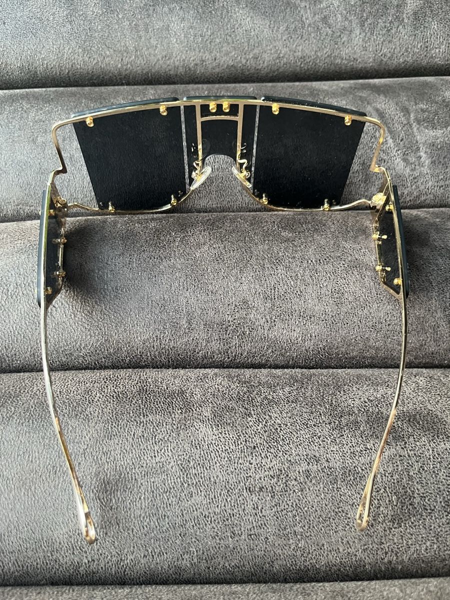 Occhiali & Lenti: Coole Sonnenbrille ! – Usato da Oberengstringen venduto da Baby_Fashion 5