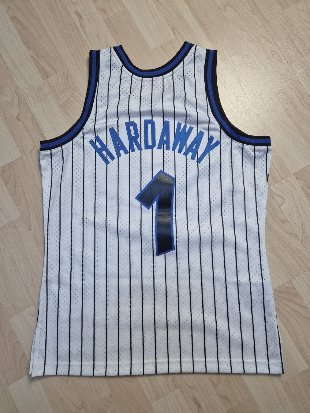 Mitchell & Ness Canottiere & Pantaloni: Hardaway Orlando Magic Trikot NBA  Gr.M – Nuovo (secondo la descrizione) da St. Gallen venduto da CaliSunshine 1