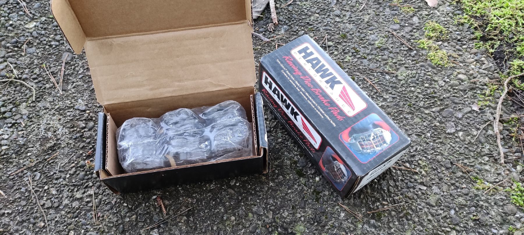 Chevrolet Tutti pezzi di ricambio auto: Hawk HP Plus Bremsklötze Corvette C6 Z06 – Nuovo e nell'imballaggio originale da Villmergen venduto da rolling_thunder 1