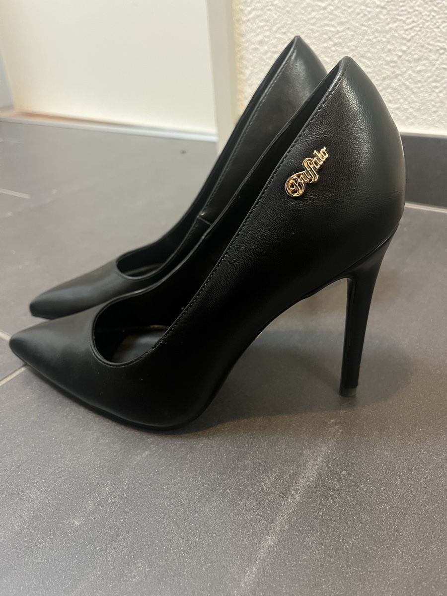 Buffalo Damenschuhe: NEUE Buffalo Pumps – Neu (gemäss Beschreibung) aus Eschenbach LU von fva_w6dz 1