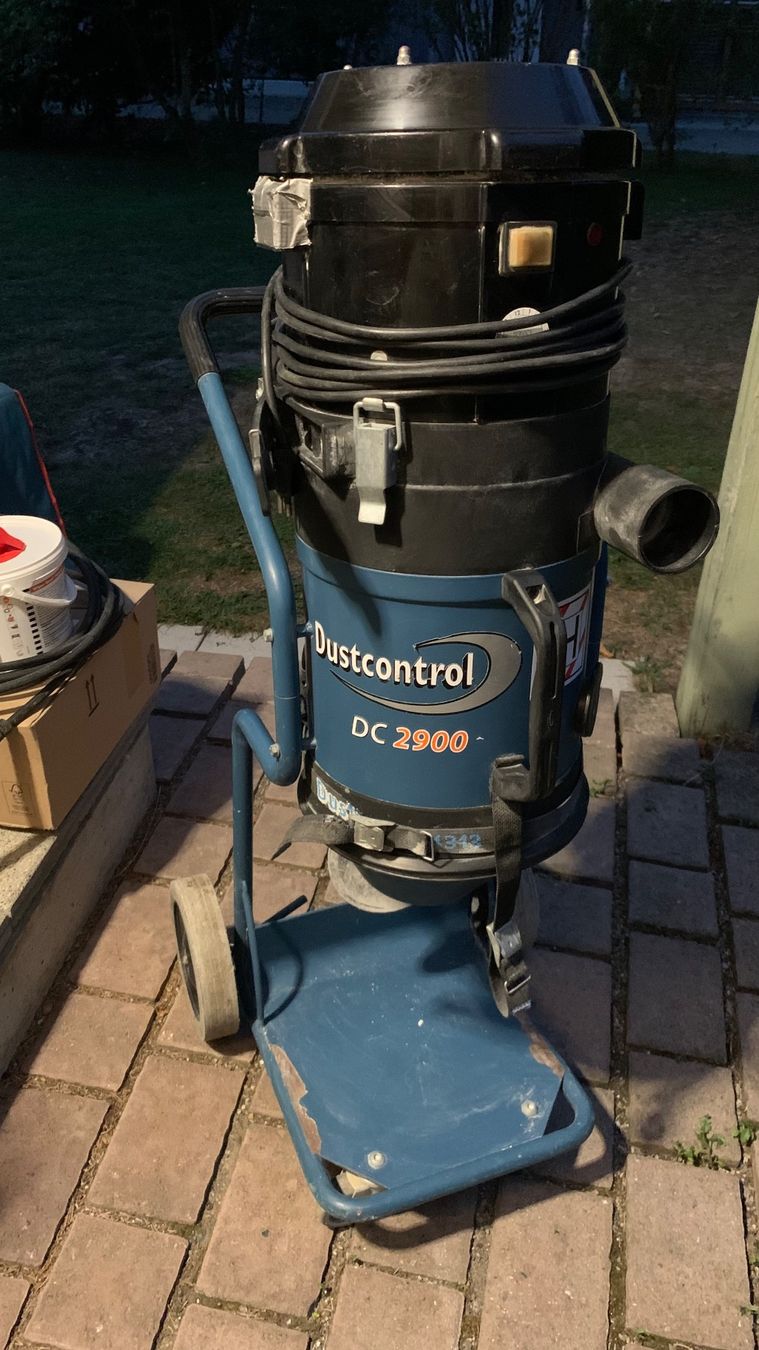 Aspirateurs & Accessoires: Dustcontrol DC 2900 c – D'occasion à Volketswil par dancingsoul74