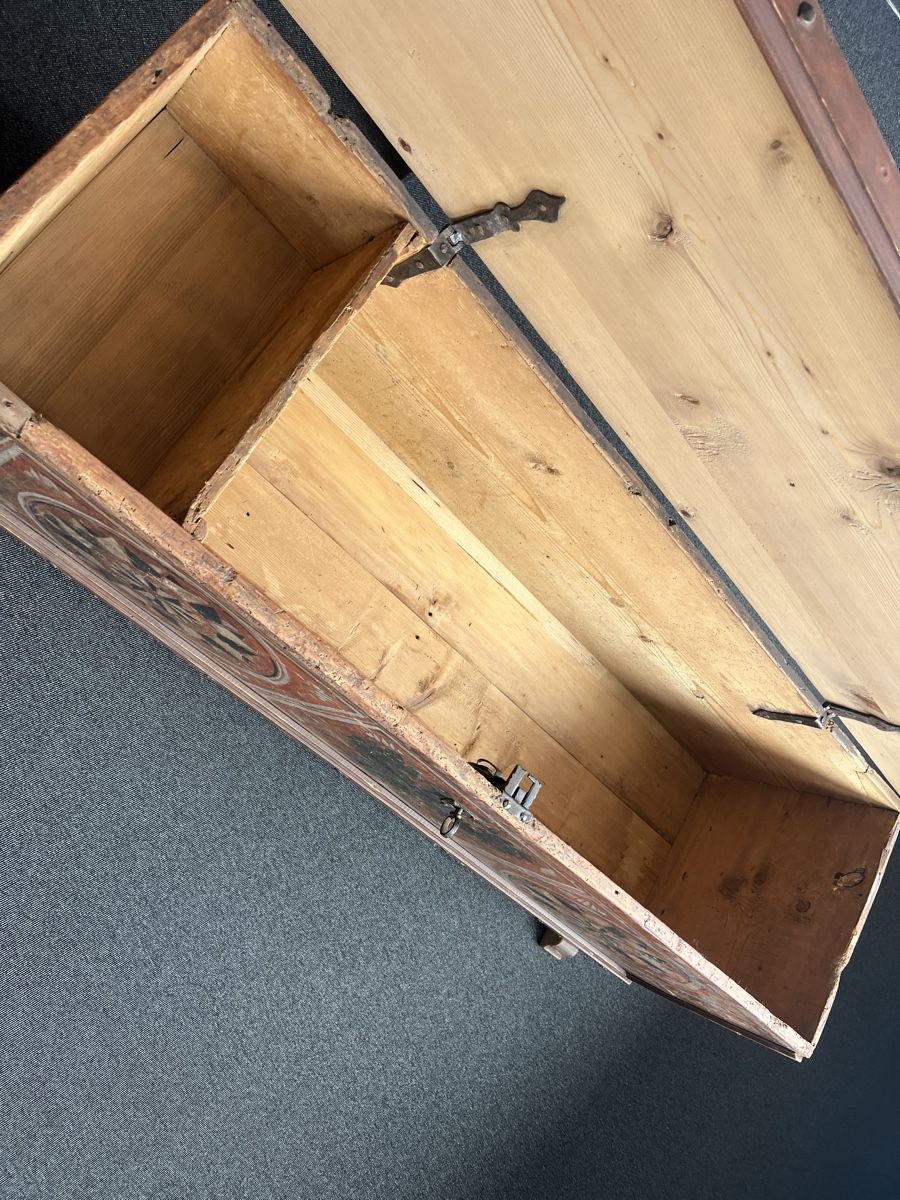 Cassapanche: Truhe Graubünden 1719 – Usato da Gossau SG venduto da Keller-Antiques 2