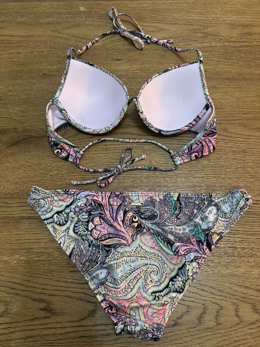 Victoria's Secret Costumi da bagno & Bikini: Victoria‘s Secret Bikini – Nuovo (secondo la descrizione) da Küssnacht am Rigi venduto da Belli_12 1