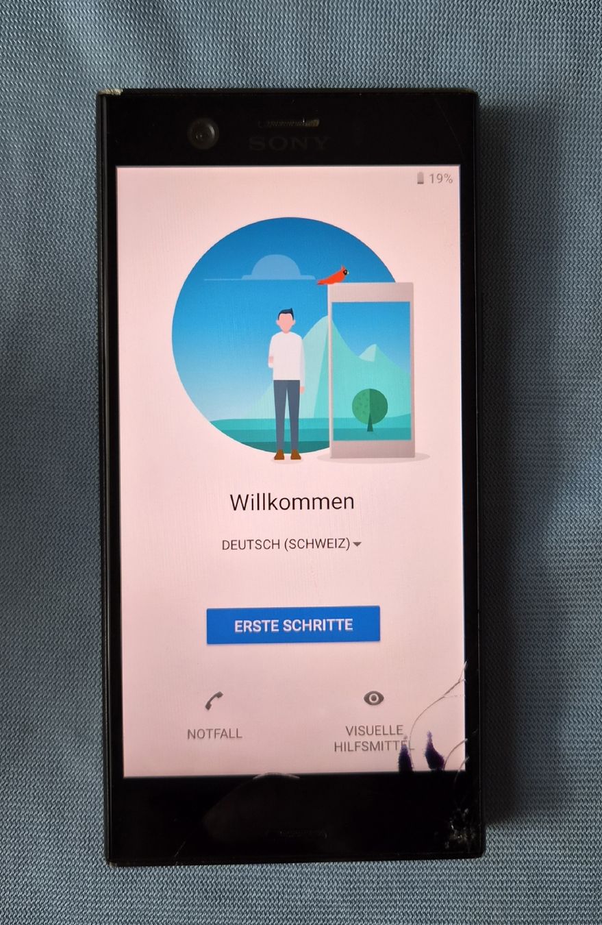 Sony Handys / Smartphones: Sony Xperia XZ1 Compact – Defekt aus Cham von prim3deal2 2