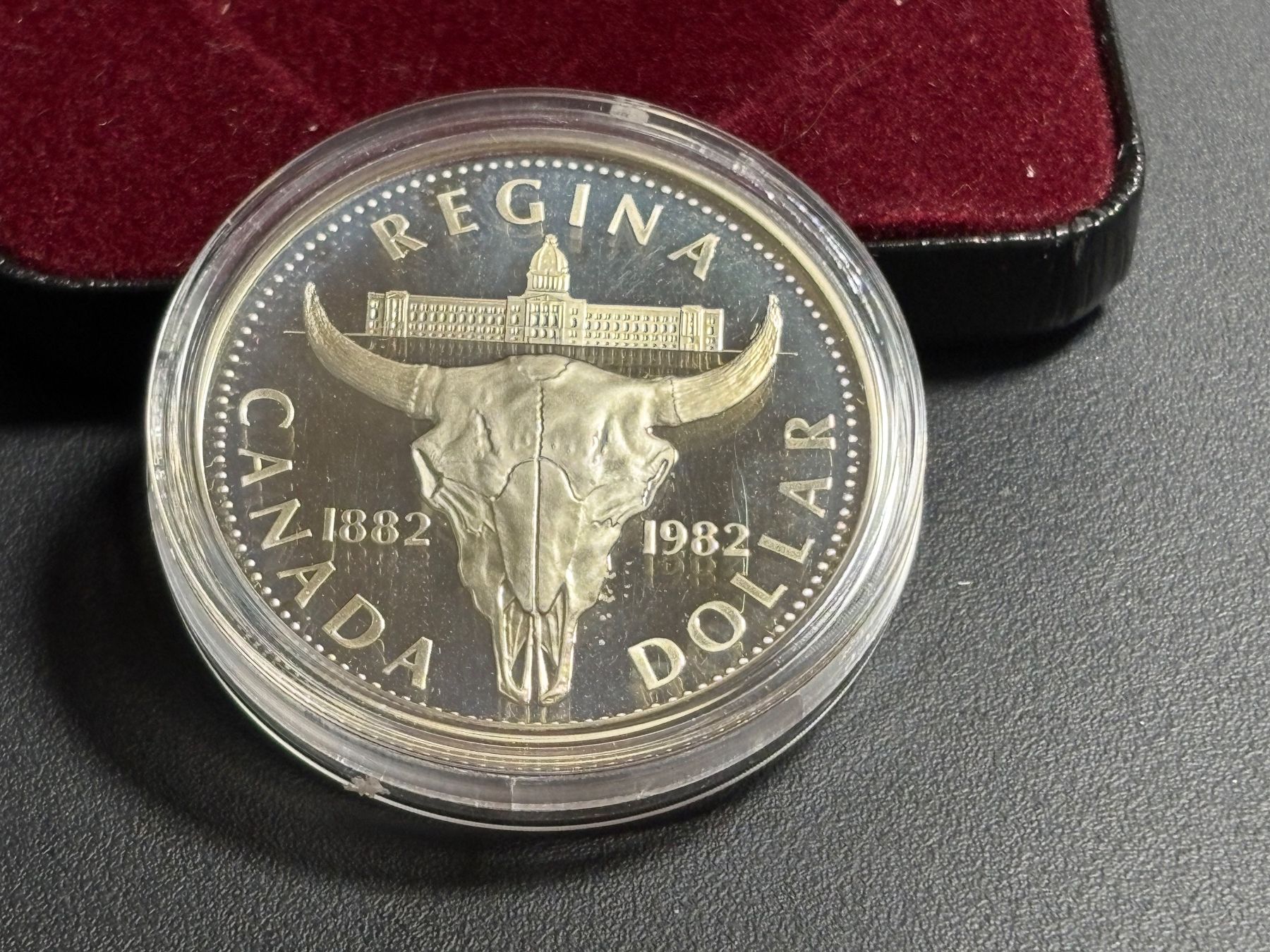 Tutti le monete: 16., 1 DOLLAR, CANADA, ELIZABETH Ii/REGINA – Nuovo e nell'imballaggio originale da St. Peterzell venduto da verena40 1
