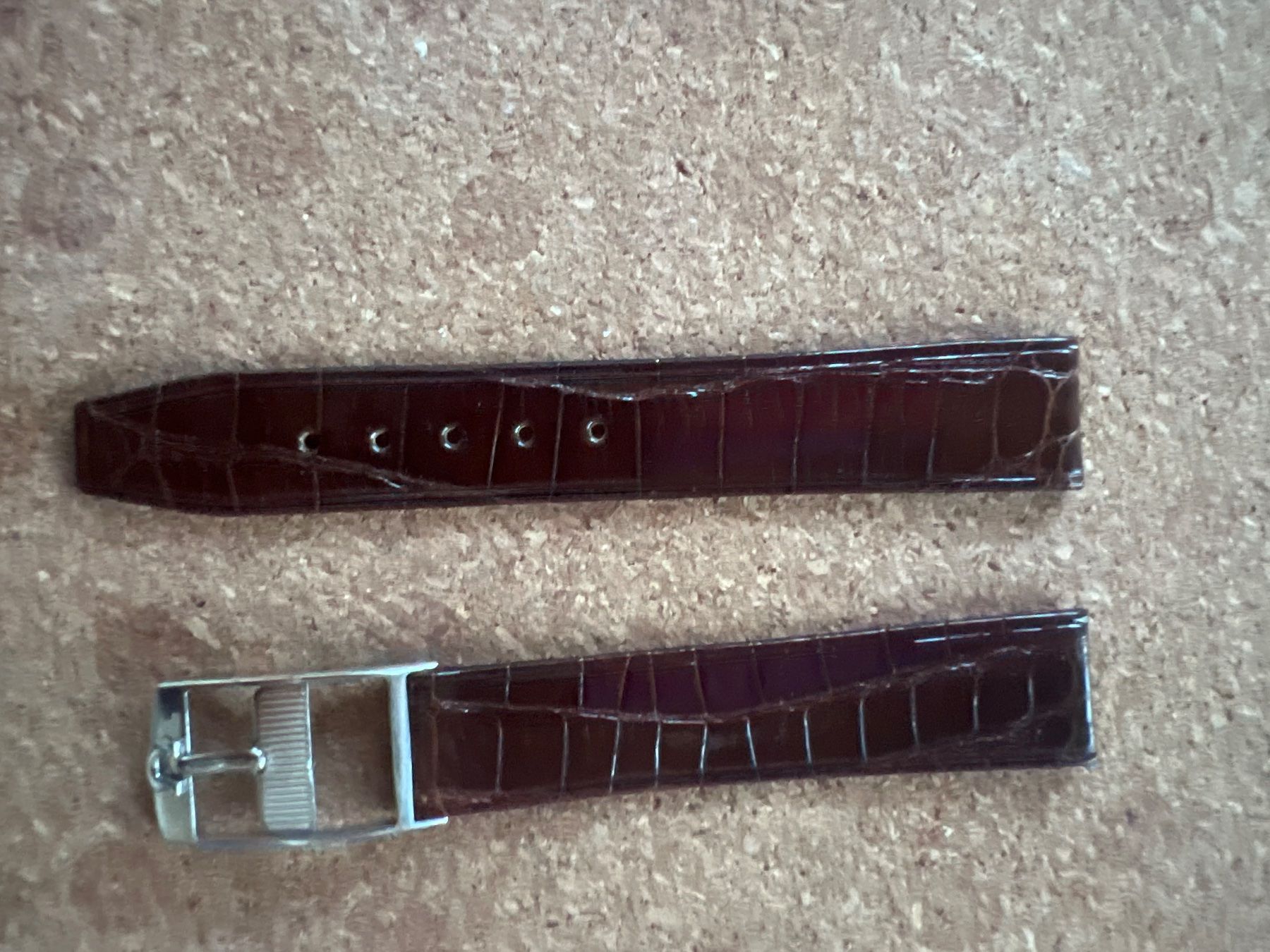 Bracelets: Uhrenarmband – D'occasion à Lichtensteig par 0.50mark
