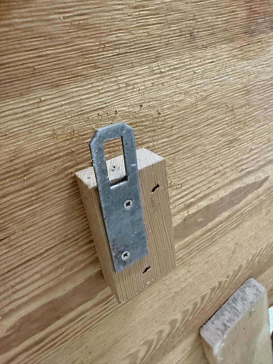 Garderobe: Schöne Kinderholzgarderobe von Wehrli – Gebraucht aus Brüttisellen von MaWa26 1