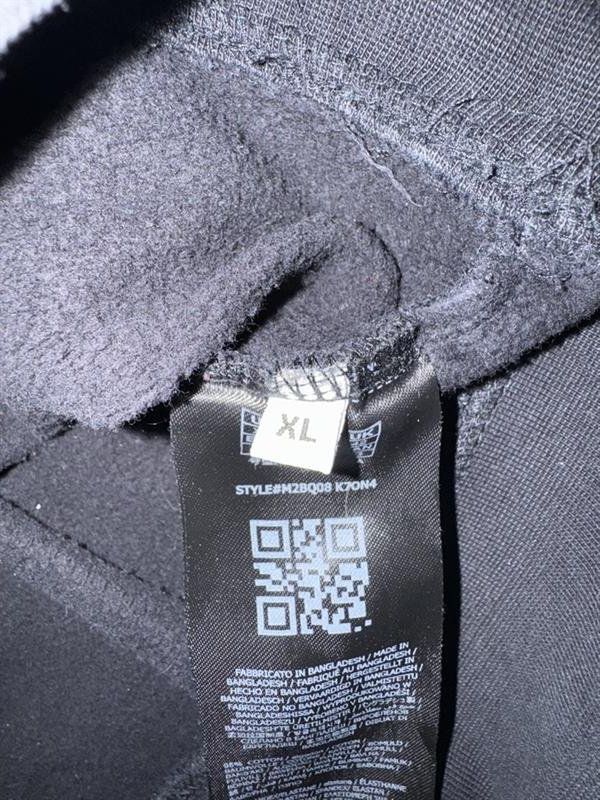 Guess Pullover & Sweatshirts: Herren Pullover "GUESS" – Gebraucht aus Malters von Shevafuri76 3