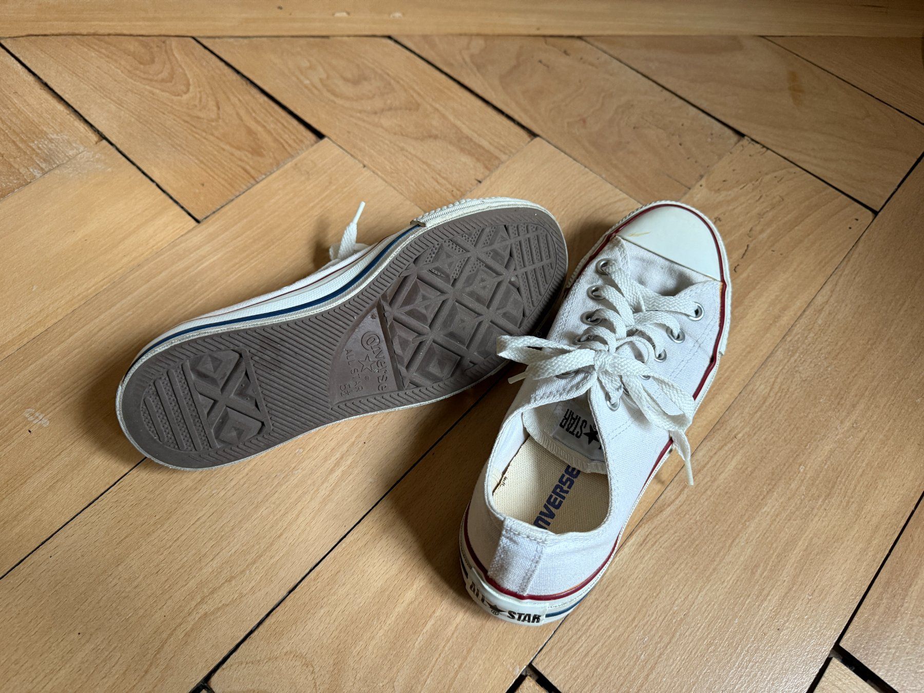 Converse Scarpe da donna: CONVERSE - Chucks Sneaker weiss 38 – Usato da Zürich venduto da Diazaio 3