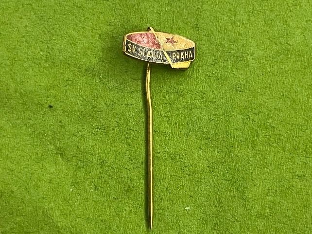Placchette & Badge: Eishockey Prag Abzeichen – Usato da Itingen venduto da Bebbi6569 1