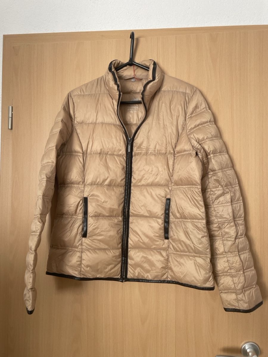 Giacche: Daunen Steppjacke Gr 40 beige/ camel – Usato da Illnau venduto da cla_jqf8