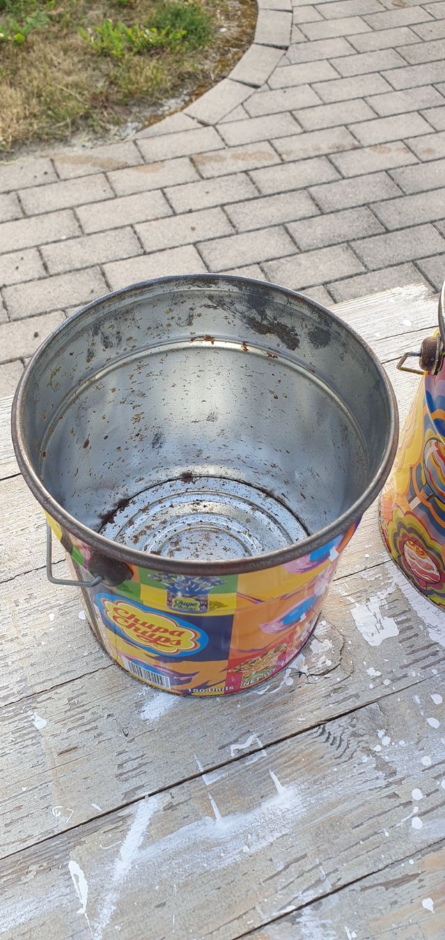 Altro per la casa: 2 Chupa Chups Eimer, Blecheimer, Top Zustand, Vintage! – Usato da Utzenstorf venduto da Filetto 1
