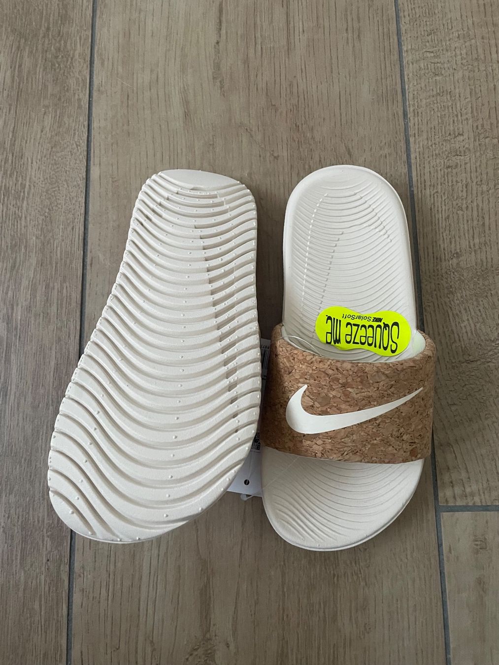 Nike Scarpe per ragazzi: Nike Kawa Slide Gr. 31 NEU – Nuovo e nell'imballaggio originale da Waltenschwil venduto da hansnine 1