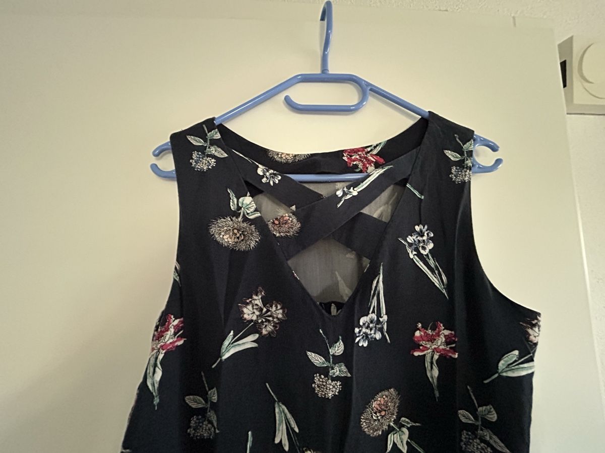 S.Oliver Vestiti: Sommerliches Kleid mit Blumenmuster s. Oliver – Usato da Leuzigen venduto da nora999 3