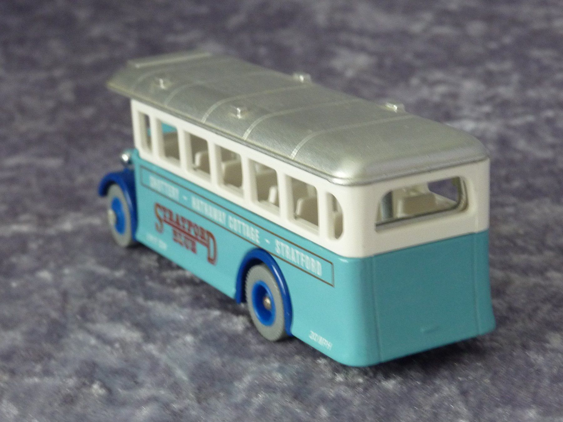 Matchbox Modellini d'auto: Bus Stratford blue Day Gone Nr. 17 – Nuovo (secondo la descrizione) da Dürrenäsch venduto da modellautos4you 4